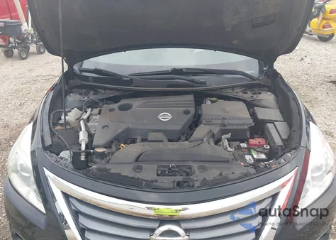 2015 Nissan Altima 2.5 Sv z USA, uszkodzony, nr VIN 1N4AL3AP3FC209593